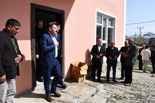 Kaymakamımız Sayın Nurhalil ÖZÇELİK, DİLMAÇ ailesine taziye ziyaretinde bulundu.