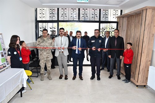 Kaymakamımız Sayın Nurhalil ÖZÇELİK TÜBİTAK  Bilim Fuarına Katıldı